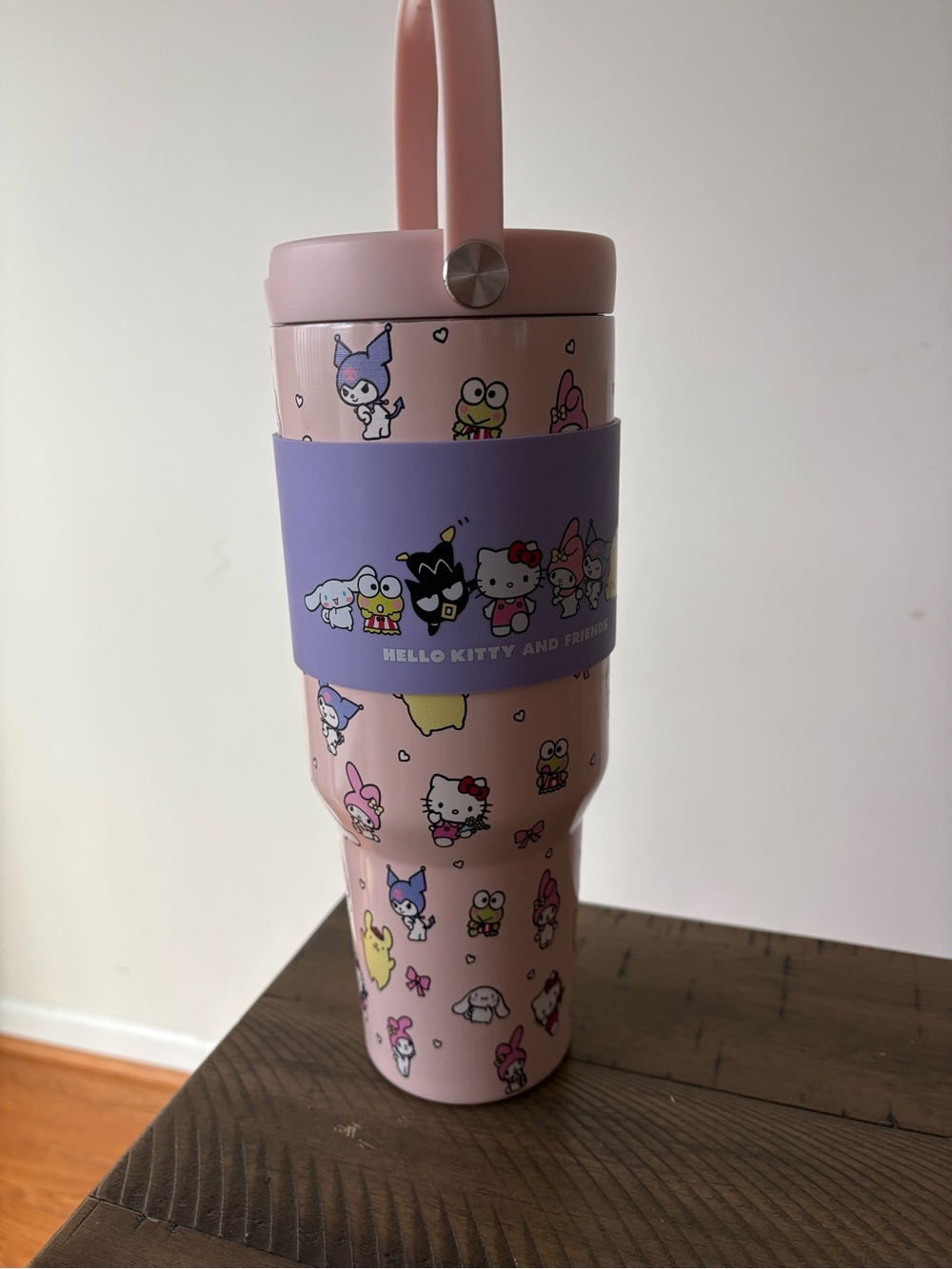 💕 Adorable Sanrio Hello Kitty & Friends pink tumbler!